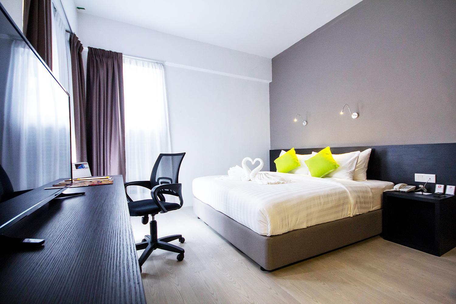 Manhattan Hotel Ипох Екстериор снимка