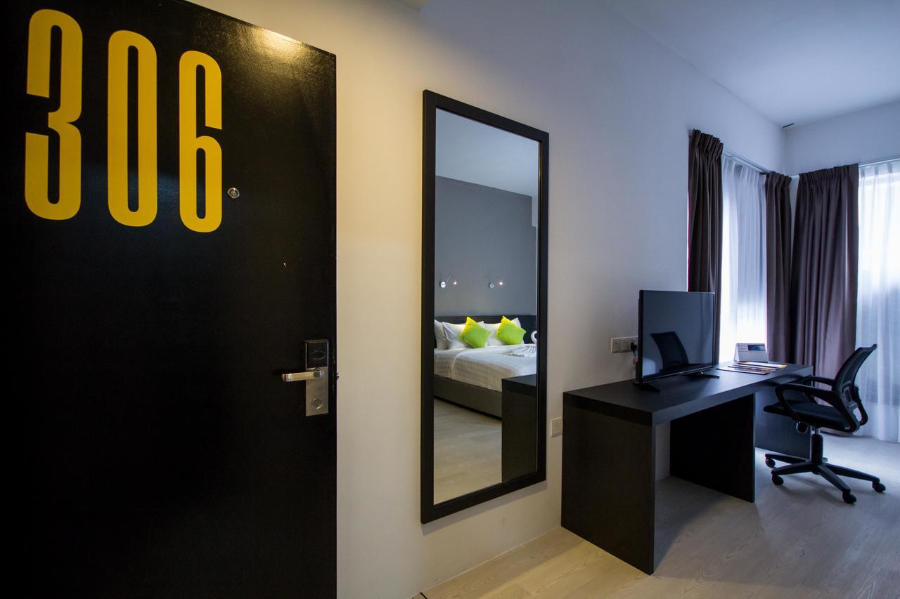Manhattan Hotel Ипох Екстериор снимка